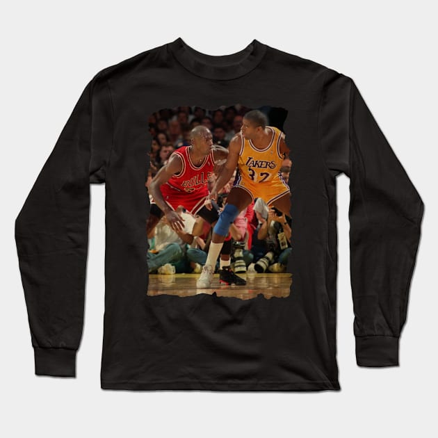 Michael Jordan vs Magic Johnson Vintage Long Sleeve T-Shirt by CAH BLUSUKAN